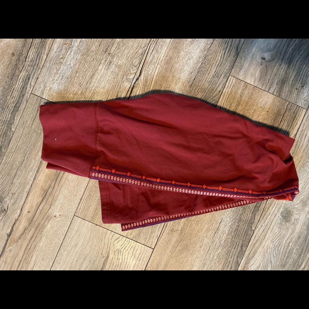 Arie womens workout pants size small